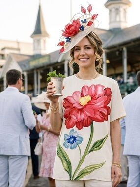 Diane Von Furstenberg Cream Silk Blouse Kentucky derby anyone?